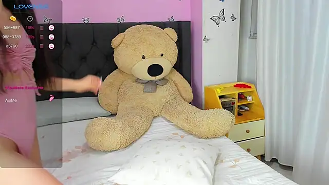 SophiaLiu online show from 02-25-25, 02:58