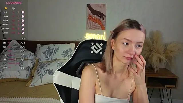 IdaValenti online show from 10-13-25, 11:05