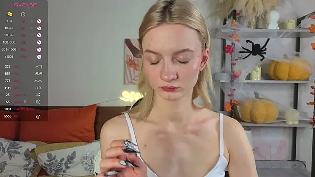 IdaValenti online show from 11-22-25, 12:20