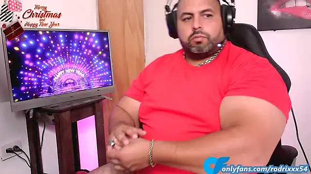 Snapshot of rodrix54 chatting on 12-30-24, 10:34 rodrix54 online show from 12-30-24, 10:34