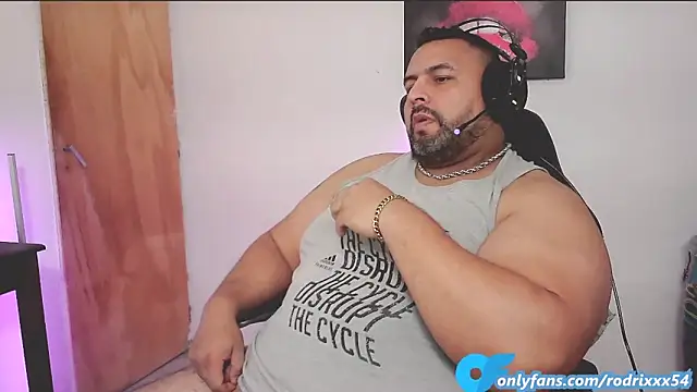 Snapshot of rodrix54 chatting on 03-11-25, 08:53 rodrix54 online show from 03-11-25, 08:53