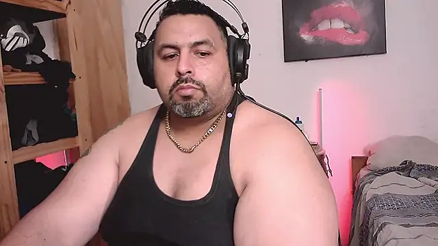 Snapshot of rodrix54 chatting on 10-23-25, 02:44 rodrix54 online show from 10-23-25, 02:44