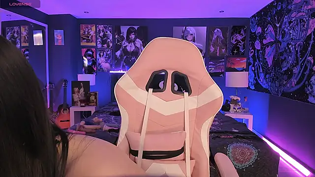 LanaKyutt online show from 09-16-25, 09:27