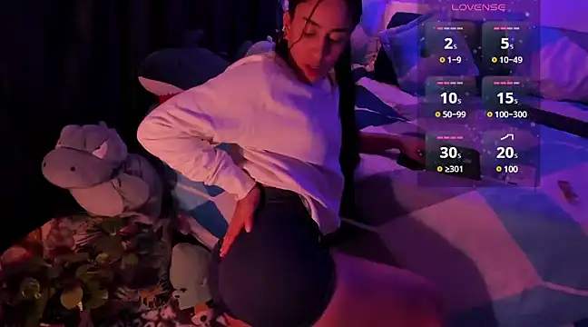 Snapshot of Milan_Rouxx chatting on 12-06-24, 11:57 Milan Rouxx online show from 12-06-24, 11:57