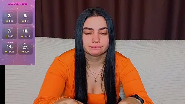 Nikki Kardashian online show from 02-10-25, 10:30