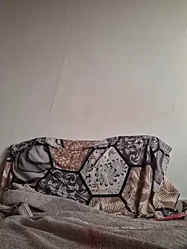 dirtybearr online show from 12-04-25, 11:08