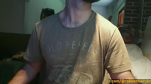 Snapshot of robsonbr chatting on 09-22-25, 02:08 robsonbr online show from 09-22-25, 02:08