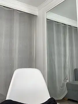 Snapshot of ImAlicee chatting on 02-21-25, 12:05 ImAlicee online show from 02-21-25, 12:05