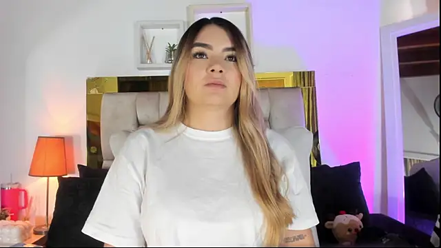 emmy r online show from 12-03-25, 12:25