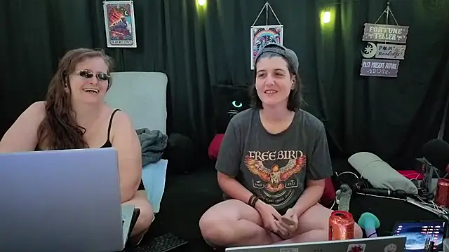 Sexy Mama-69 online show from 11-21-25, 04:27