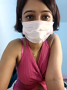 Snapshot of Angel_rani2 chatting on 10-14-25, 02:40 Angel rani2 online show from 10-14-25, 02:40