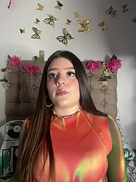 Jullieetta online show from 03-31-26, 12:05