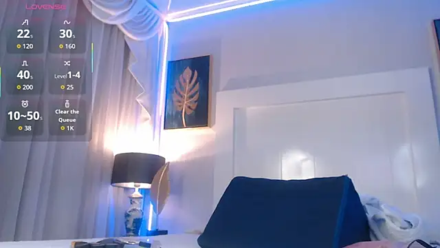 Snapshot of viiolet_smith chatting on 07-10-26, 07:16 viiolet smith online show from 07-10-26, 07:16