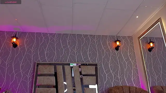 madison fox1 online show from 10-08-25, 12:47