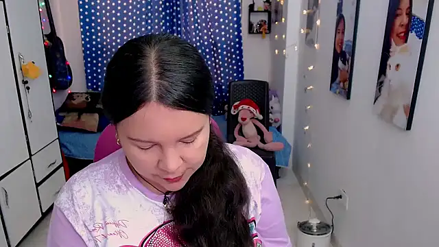 claryssa  online show from 12-04-25, 09:01