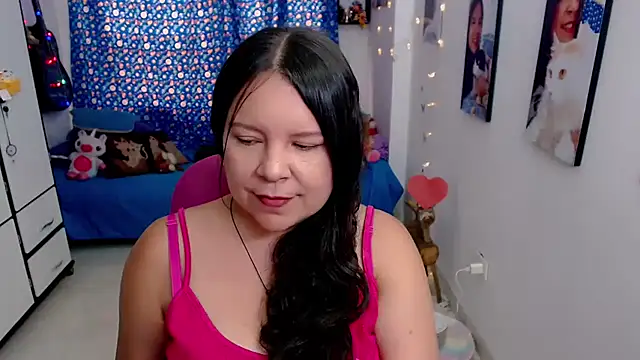 claryssa  online show from 03-10-26, 06:46