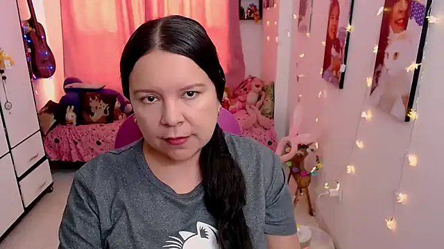 Snapshot of claryssa_ chatting on 04-28-26, 07:08 claryssa online show from 04-28-26, 07:08