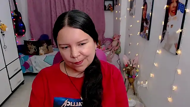 Snapshot of claryssa_ chatting on 05-09-26, 06:18 claryssa online show from 05-09-26, 06:18