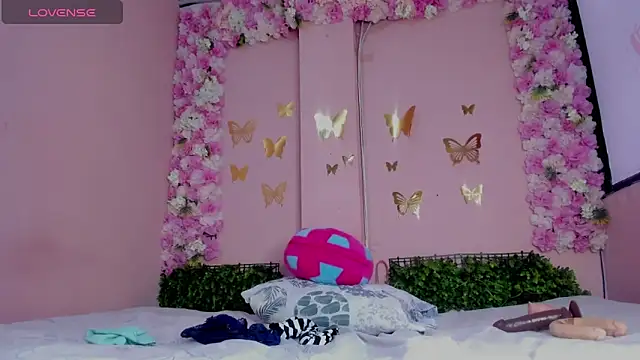 grandmother milf online show from 04-20-26, 02:42