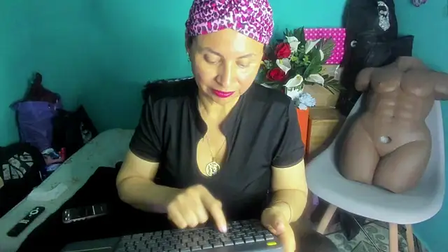 SheraHadee online show from 05-29-26, 11:08