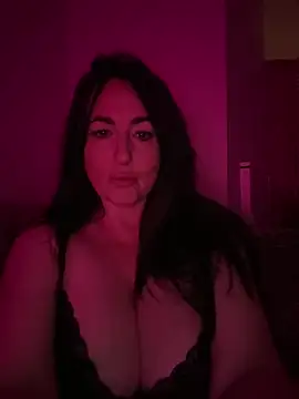 kiki xo online show from 05-05-26, 02:52