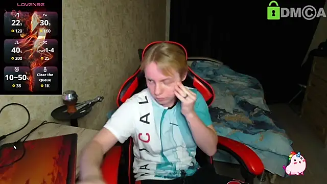 Alexis Gordon online show from 10-24-25, 02:57