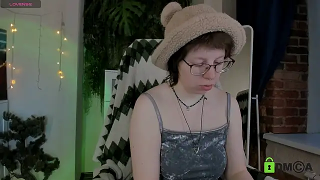 Melissa Wells online show from 03-12-26, 03:29