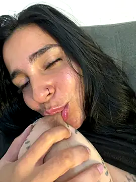 Meganmilk1 online show from 11-17-25, 07:19