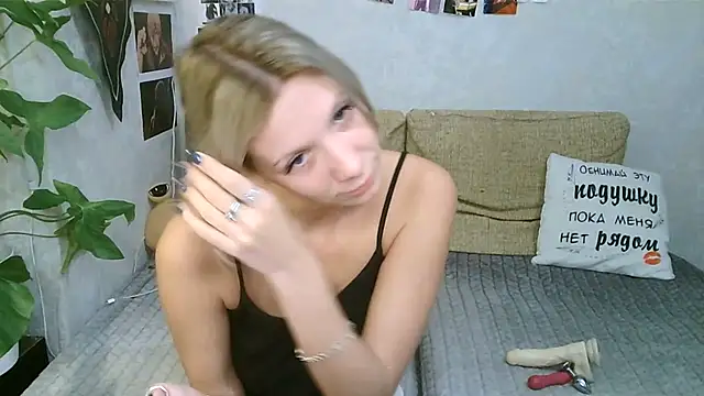 -GoldenGirl- online show from 11-13-25, 06:29