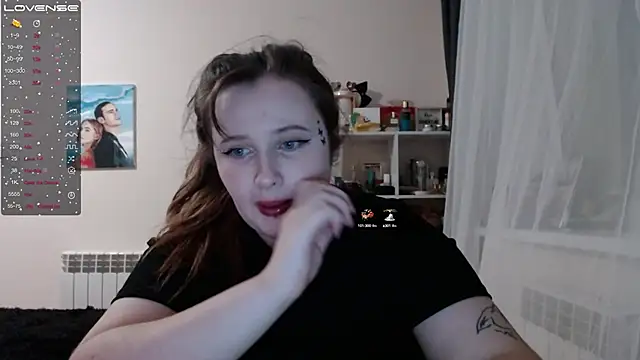 Light Luna online show from 02-14-25, 01:51