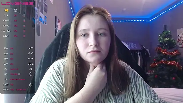 Snapshot of Light_Luna chatting on 01-13-26, 03:17 Light Luna online show from 01-13-26, 03:17