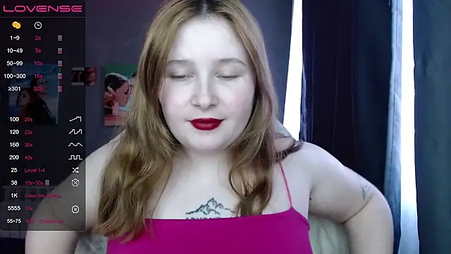 Snapshot of Light_Luna chatting on 02-14-26, 09:39 Light Luna online show from 02-14-26, 09:39