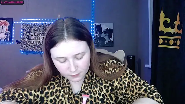 Light Luna online show from 06-01-26, 04:20