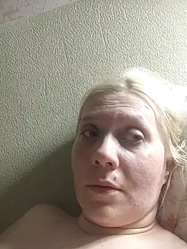 Snapshot of LeraSweet chatting on 07-30-26, 07:13 LeraSweet online show from 07-30-26, 07:13