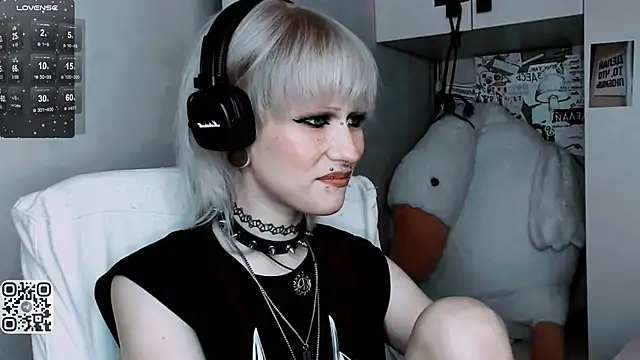 say mary online show from 10-22-25, 10:26