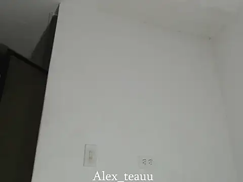 Snapshot of Alex_Teau chatting on 01-12-26, 10:09 Alex Teau online show from 01-12-26, 10:09