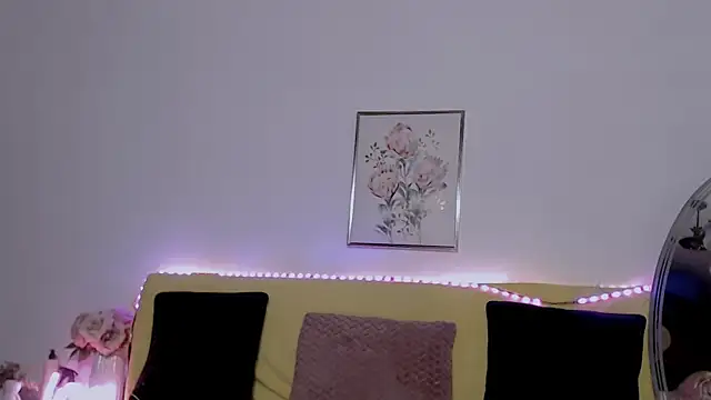 Snapshot of Catlady333 chatting on 11-27-25, 07:38 Catlady333 online show from 11-27-25, 07:38