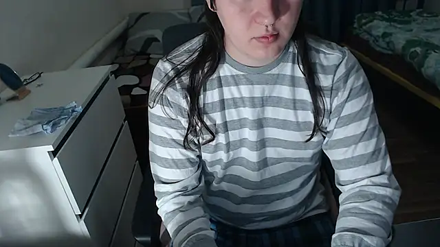 EvaMiron online show from 10-26-25, 12:33