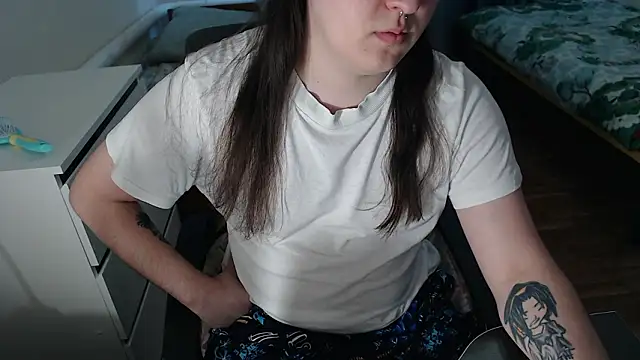 EvaMiron online show from 02-12-26, 12:11