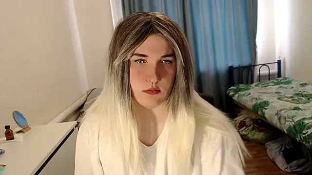 EvaMiron online show from 04-20-26, 07:00