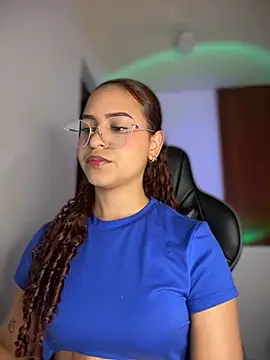 Snapshot of gretta_kler1 chatting on 03-11-25, 03:12 gretta kler1 online show from 03-11-25, 03:12