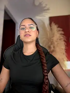 Snapshot of gretta_kler1 chatting on 10-12-25, 08:19 gretta kler1 online show from 10-12-25, 08:19