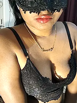 Snapshot of FANTASY_QUEEN_07 chatting on 11-19-25, 08:31 FANTASY QUEEN 07 online show from 11-19-25, 08:31