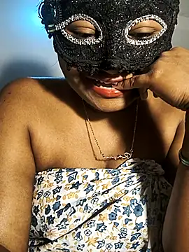 Snapshot of FANTASY_QUEEN_07 chatting on 02-10-26, 12:31 FANTASY QUEEN 07 online show from 02-10-26, 12:31