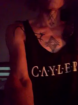 Snapshot of SuccubusTatuada chatting on 03-20-25, 11:23 SuccubusTatuada online show from 03-20-25, 11:23