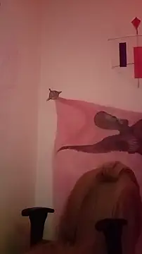 Snapshot of SuccubusTatuada chatting on 10-03-25, 08:11 SuccubusTatuada online show from 10-03-25, 08:11