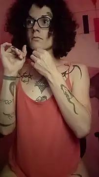 Snapshot of SuccubusTatuada chatting on 10-15-25, 12:11 SuccubusTatuada online show from 10-15-25, 12:11