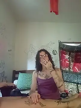 Snapshot of SuccubusTatuada chatting on 10-26-25, 05:30 SuccubusTatuada online show from 10-26-25, 05:30