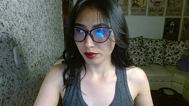 Snapshot of wild_kittys chatting on 04-25-26, 03:31 wild kittys online show from 04-25-26, 03:31