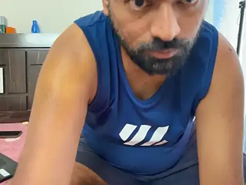 lovbombayduck11 online show from 03-19-25, 09:28